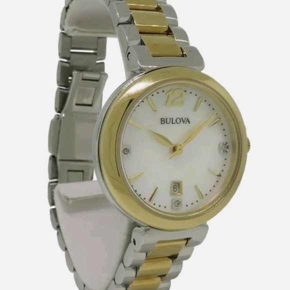❤Bulova Watch-Beautiful!Ladies Diamond & Mother of Pearl - Picture 2 of 13